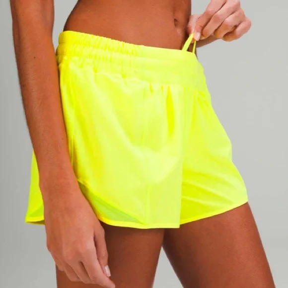 LULULEMON HOTTY HOT LOW-RISE LINED SHORT